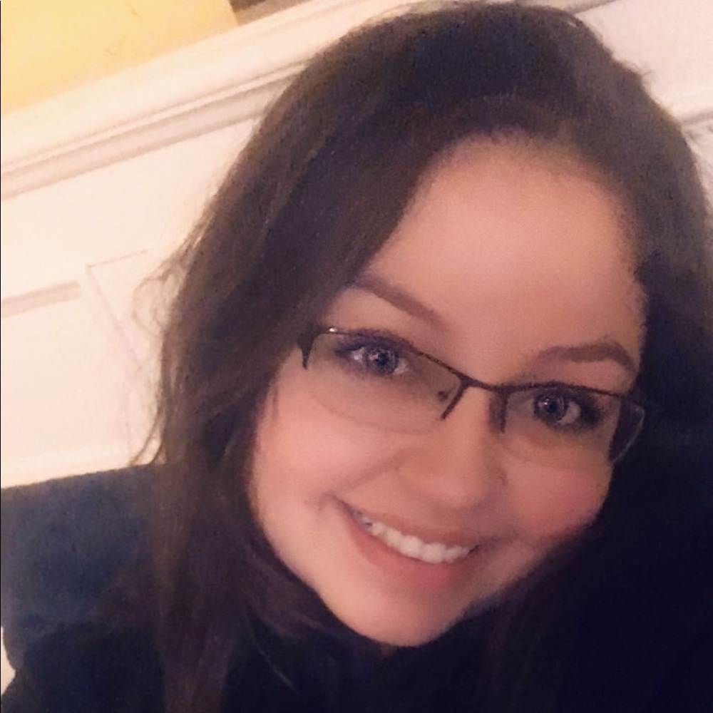 Meet your Posher, Jasmin